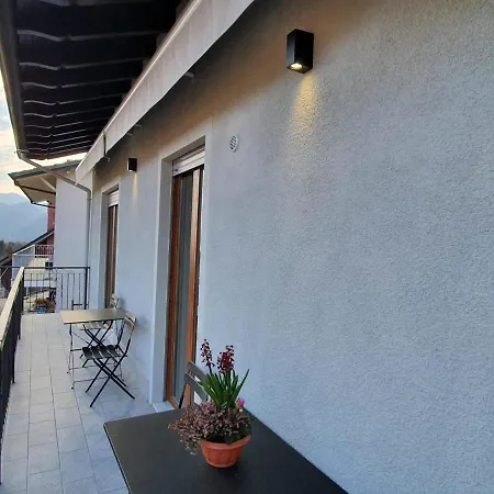 Belvilla By Oyo Sweet Lake D'orta